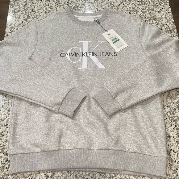 Calvin Klein Other - Never worn Calvin Klein sweatshirt